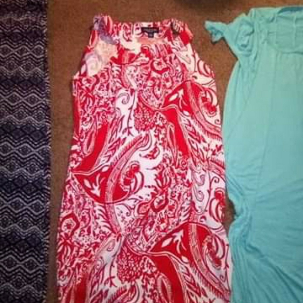 Clothes - Picture 4 of 8